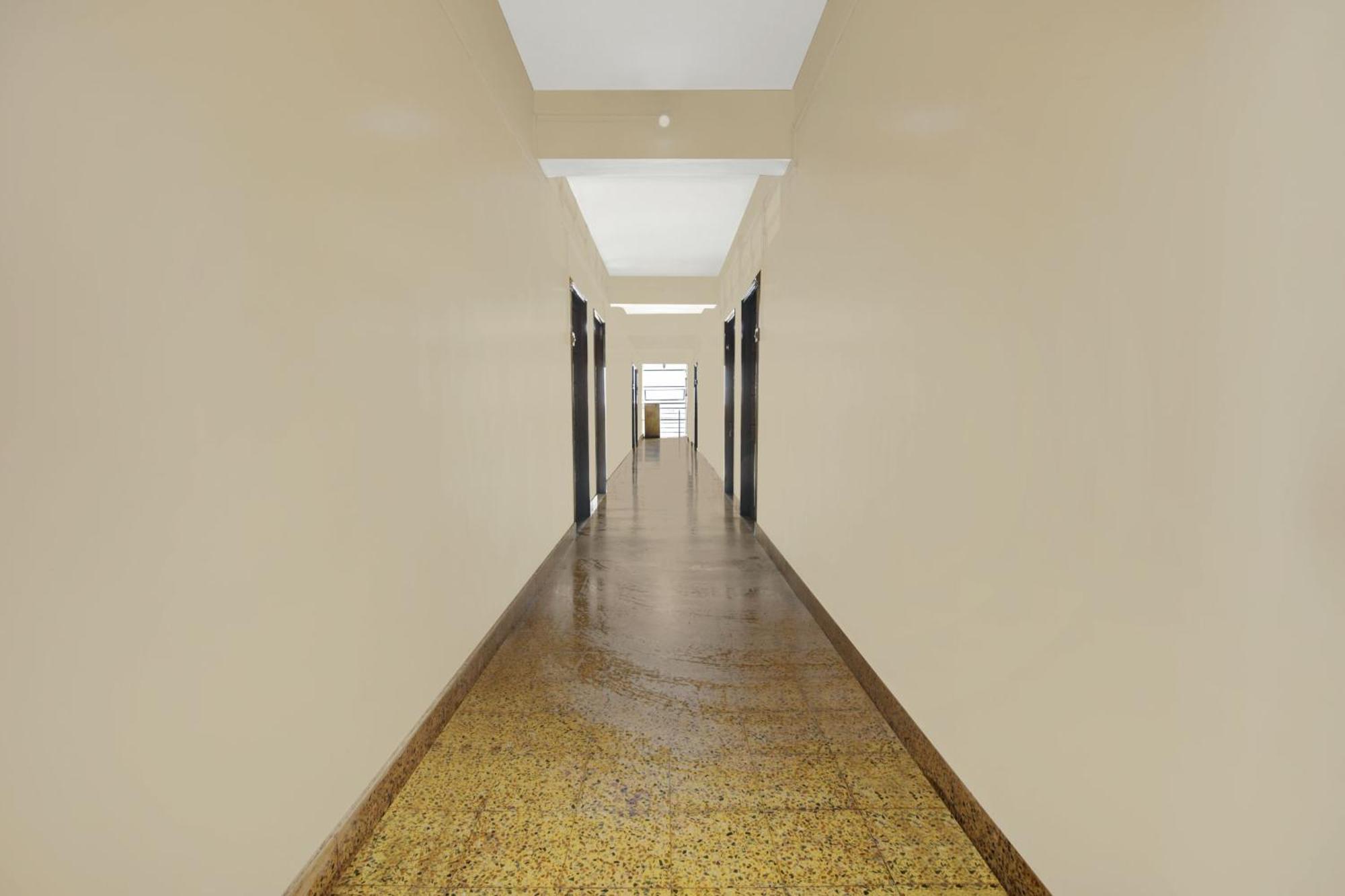 Spot On Shree Ram Residency Hotel Hubli Kültér fotó